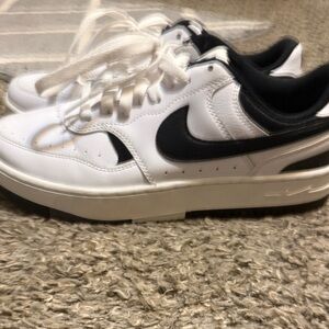 Nike Classic White and Black Sneakers